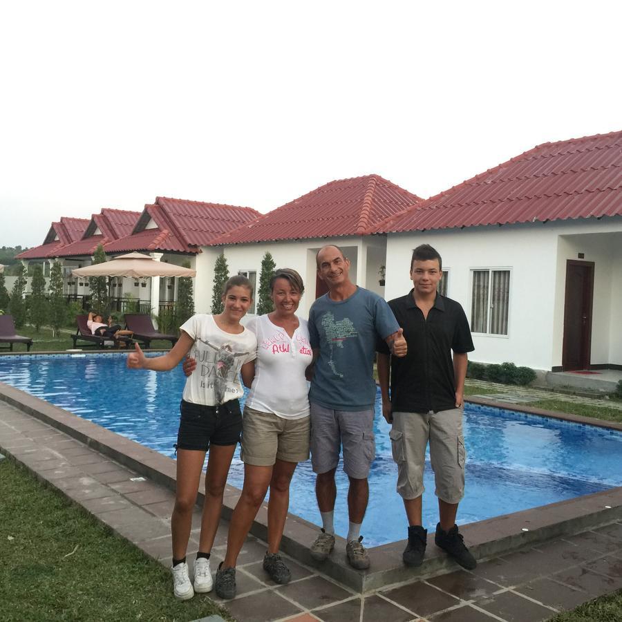 White Boutique Hotel And Residences Сиануквиль Экстерьер фото