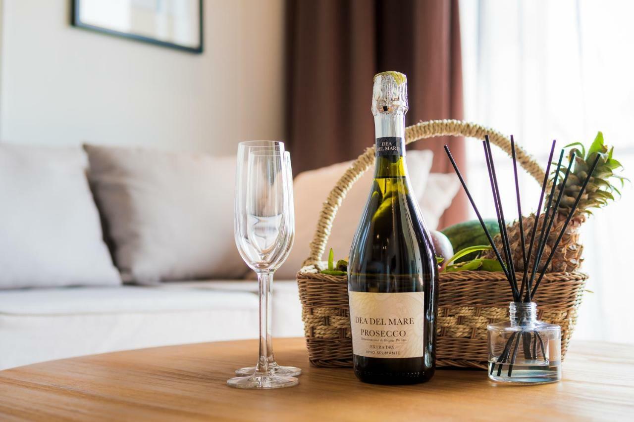 White Boutique Hotel And Residences Сиануквиль Экстерьер фото